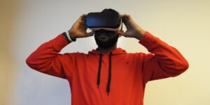 VR technology being used to improve care of Australians with dementia